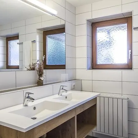 Schwarzwaldmaedel-ferienwohnungen *